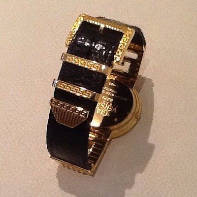 Vintage Swiss Made Gianni Versace Signature Gold 